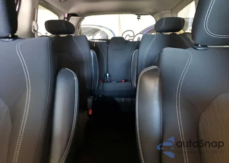 2023 Chrysler Voyager Lx из США, поврежденный, VIN 2C4RC1CG5PR606181